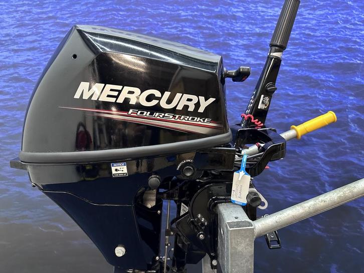 Mercury 8 pk, Watersport en Boten, Buiten- en Binnenboordmotoren, Buitenboordmotor, 5 tot 10 pk, Viertaktmotor, Benzine, Zo goed als nieuw