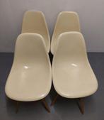 Herman Miller - Charles & Ray Eames - Stoel (4) - Side Stoel