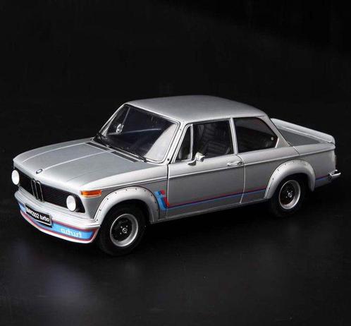 Kyosho 1:18 - Modelauto - BMW 2002 Turbo - Ltd. edition, Hobby en Vrije tijd, Modelauto's | 1:5 tot 1:12