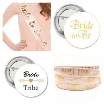 16-delige vrijgezellenfeest set Bride Tribe roze met goud beschikbaar voor biedingen
