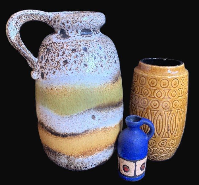 Vaas - Keramiek - Drie vintage vazen, Antiek en Kunst, Kunst | Designobjecten
