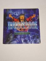 Thunderdome school edition hoes heeft pen streep, Verzenden, Gebruikt