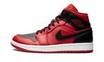 Jordan 1 mid Reverse Bred 2021 - maat 43 (Sneakers), Kleding | Dames, Verzenden, Nieuw, Sneakers of Gympen