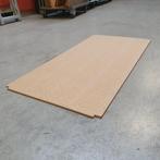Partij 18 stuks houten schappen/planken van spaanplaat