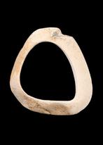 Soemerisch Schelp Bangle (Zonder Minimumprijs)