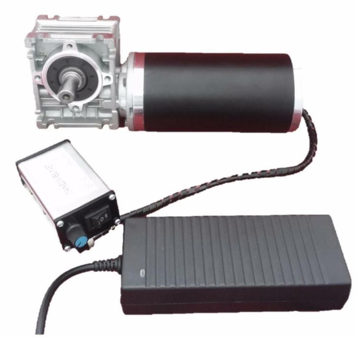 100W Elektromotor met reductor 0 - 300 omw/min, Doe-het-zelf en Verbouw, Motoren, Minder dan 1400 rpm, Nieuw, Elektromotor, Verzenden