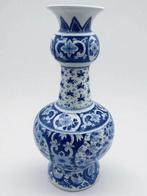 Boch Frères - Vaas - faience - Delftware balustervaas, Antiek en Kunst