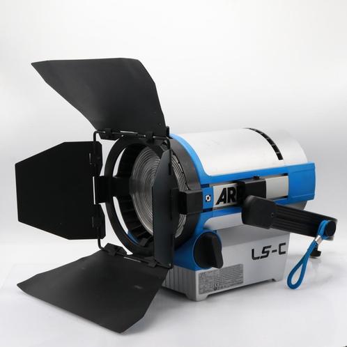 Arri L5-C RGB LED Fresnel light incl Think Tank Video Rig 18, Audio, Tv en Foto, Fotocamera's Digitaal, Gebruikt, Overige Merken