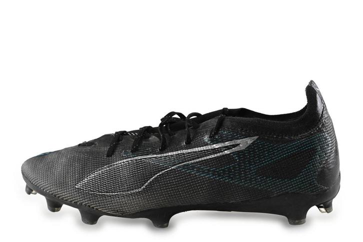 Puma Voetbalschoenen in maat 44 Zwart, Kleding | Heren, Schoenen, Zwart, Gedragen, Verzenden