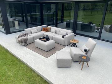 Lekker zitten in uw tuin? Outdoor hoekbank Prada beschikbaar voor biedingen