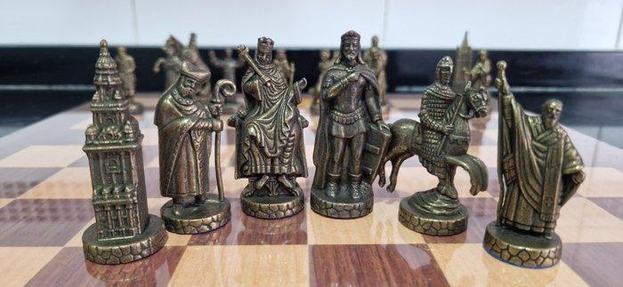 Schaakspel - Ajedrez de Lujo: Camino de Santiago - Hout,, Antiek en Kunst, Curiosa en Brocante