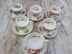 Royal Albert - Kop en schotel (6) - Flower of the Month, Antiek en Kunst, Antiek | Meubels | Tafels