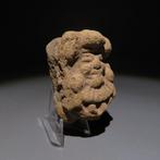Azteken Terracotta Godheidshoofdfiguur. 12e-15e eeuw n.Chr.