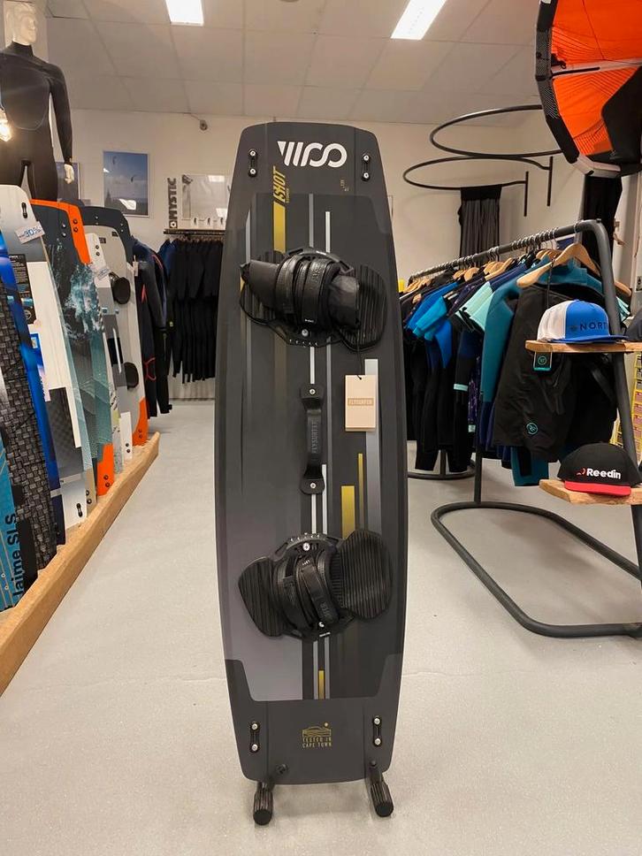 Flysurfer Shot - 135 - Ready to Ride | EX Demo zgan, Watersport en Boten, Kitesurfen, Kiteboard, Gebruikt, Ophalen of Verzenden