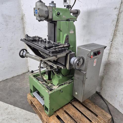 Gereedschapsfreesmachine Schaublin 13  en nog meer, Doe-het-zelf en Verbouw, Draaibanken, Freesbank, Gebruikt