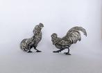 Fighting roosters pair of - Zout- en pepervaatjes - .800, Antiek en Kunst