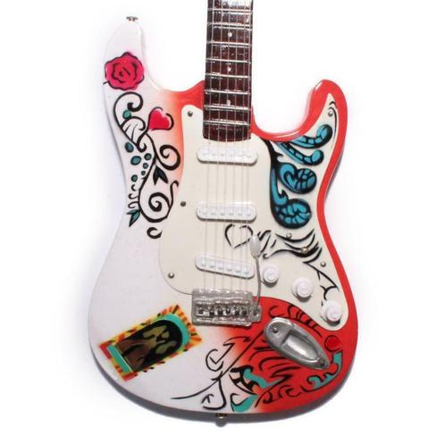 Miniatuur Fender Stratocaster gitaar met gratis standaard, Verzamelen, Muziek, Artiesten en Beroemdheden, Pop, Beeldje of Miniatuur