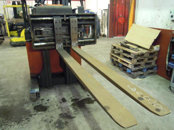 Stabau Vorkversteller, Zakelijke goederen, Machines en Bouw | Heftrucks en Intern transport, 2000 tot 3000 kg, Overige aandrijving