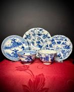 GEEN RESERVE - SET VAN 2 BLAUW-WITTE KOPJES EN SCHOTELS + 1, Antiek en Kunst