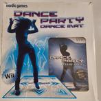 Dance Party Club Hits + Dance Mat Boxed Wii, Spelcomputers en Games, Games | Nintendo Wii, Ophalen of Verzenden, Nieuw