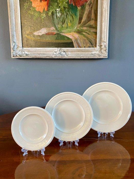 Wedgwood - Eetservies (18) - Edme - Porselein, Antiek en Kunst, Antiek | Meubels | Tafels