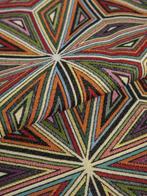 Triangulaire Harmonie: Exclusieve Gobelin Jacquard uit de