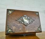 Eikenhouten Art Nouveau Trinket box (juwelendoos) met