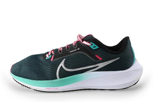 Nike Sneakers in maat 40½ Groen | 10% extra korting, Kleding | Dames, Schoenen, Groen, Zo goed als nieuw, Sneakers of Gympen, Verzenden