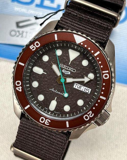 Seiko - Seiko 5 Automatic Day-Date - Zonder Minimumprijs -, Sieraden, Tassen en Uiterlijk, Horloges | Heren