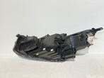 Ford Kuga III Facelift LED koplamp rechts PV4B-13E014-CE, Auto-onderdelen, Ophalen, Gebruikt