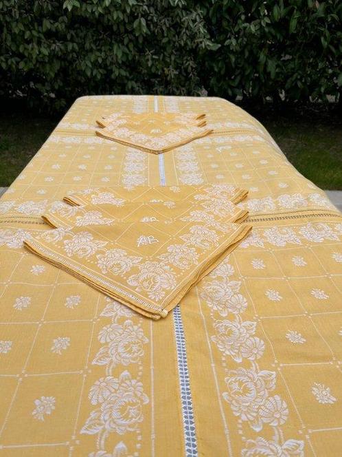 Tafelkleed (7) - 188 cm - 126 cm - Damassé, Frans, Antiek en Kunst, Antiek | Kleden en Textiel