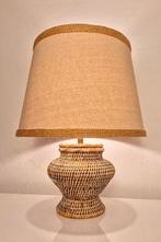 A.T.V. Grootebroek - Lamp - Luxueuze Rotan Tafellamp - 46 cm