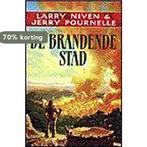 De Brandende Stad 9789024540518 Larry Niven, Boeken, Verzenden, Gelezen, Larry Niven