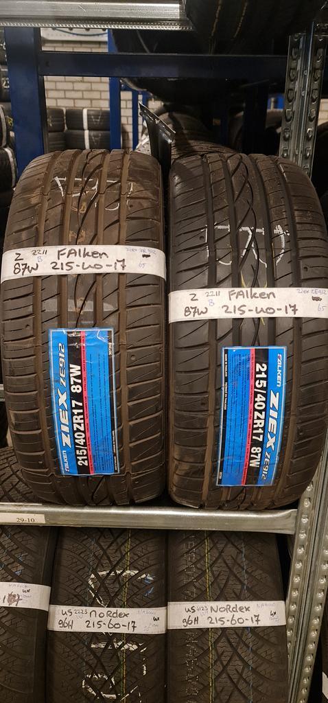 2x 215-40-17 Falken Zomer Demo €55 Per Band 215 40 17, Auto-onderdelen, Banden en Velgen, 17 inch, Zomerbanden, 215 mm, Personenwagen