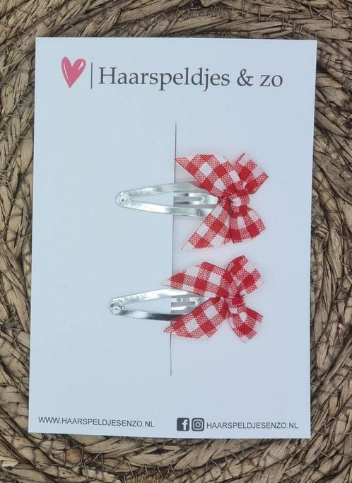 Strikjes op klikklakspeld - Ut Malse Arckeldurp - carnaval —, Kleding | Dames, Carnavalskleding en Feestkleding, Nieuw, Ophalen of Verzenden
