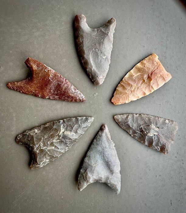 Sahara Vuursteen Pijlpunt - 42 mm (Zonder Minimumprijs), Antiek en Kunst, Antiek | Overige Antiek