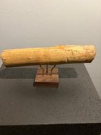 Berber huwelijksakte op hout met stempel - Hout, Ceder -