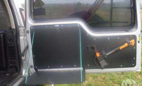 F4X4 - KLAPTAFEL VOOR ACHTERDEUR LAND ROVER DISCOVERY, Caravans en Kamperen, Kampeermeubelen, Ophalen of Verzenden