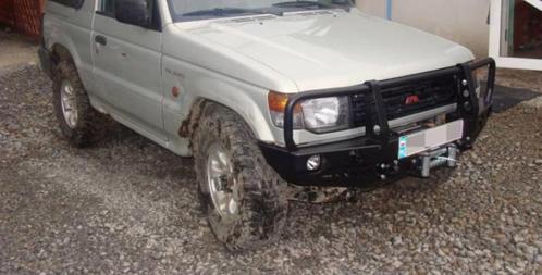 F4X4 - VOORBUMPER MITSUBISHI PAJERO II 91-99, Auto-onderdelen, Carrosserie en Plaatwerk, Ophalen of Verzenden