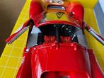 Revell 1:18 - Modelauto - Ferrari 330 P4, Hobby en Vrije tijd, Modelauto's | 1:5 tot 1:12, Nieuw
