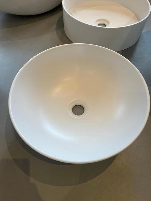 Witte solid surface waskom Ø39 cm – strak en modern, 14 cm h, Huis en Inrichting, Badkamer | Badkamermeubels, Nieuw