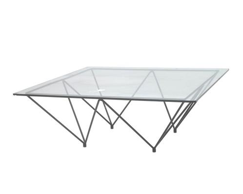 Een zwart gelakt stalenbuis salontafel met glazen blad, Huis en Inrichting, Tafels | Salontafels, Gebruikt