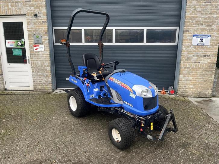 ISEKI TXG 237 incl. frontschuif (gebruikt) 1 beschikbaar, Zakelijke goederen, Agrarisch | Tractoren, Gebruikt
