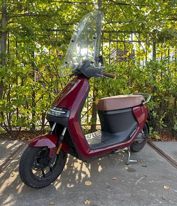 Segway E125S Ruby Red 45 km/u 2023 beschikbaar voor biedingen