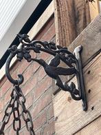 Decoratief ornament (2) - Set van twee gietijzeren