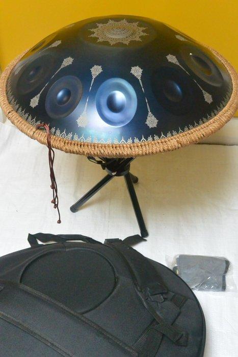 Handpan - 10tonig Kurdish gestemd in D - Aantal items: 1 -, Muziek en Instrumenten, Blaasinstrumenten | Blokfluiten