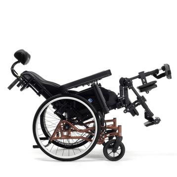 Vermeiren Inovys II Evo Kantelrolstoel - 45 cm Zitbreedte beschikbaar voor biedingen