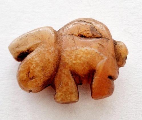 Bactrisch of Sino-Siberisch agaat XXS Konijn Bedel Talisman, Antiek en Kunst, Antiek | Overige Antiek