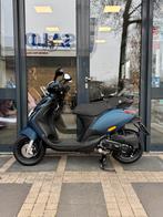 Piaggio Zip IGET E5 brom | Nieuwstaat! | Custom | Garantie, Ophalen, Gebruikt, Maximaal 45 km/u, Zip