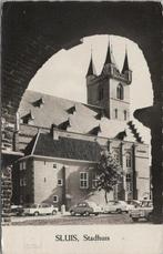 SLUIS - Stadhuis, Verzamelen, Ansichtkaarten | Nederland, Verzenden, Gelopen